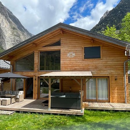 Chalet Le Lotus Blanc เลส์เดอซาลป์ ภายนอก รูปภาพ