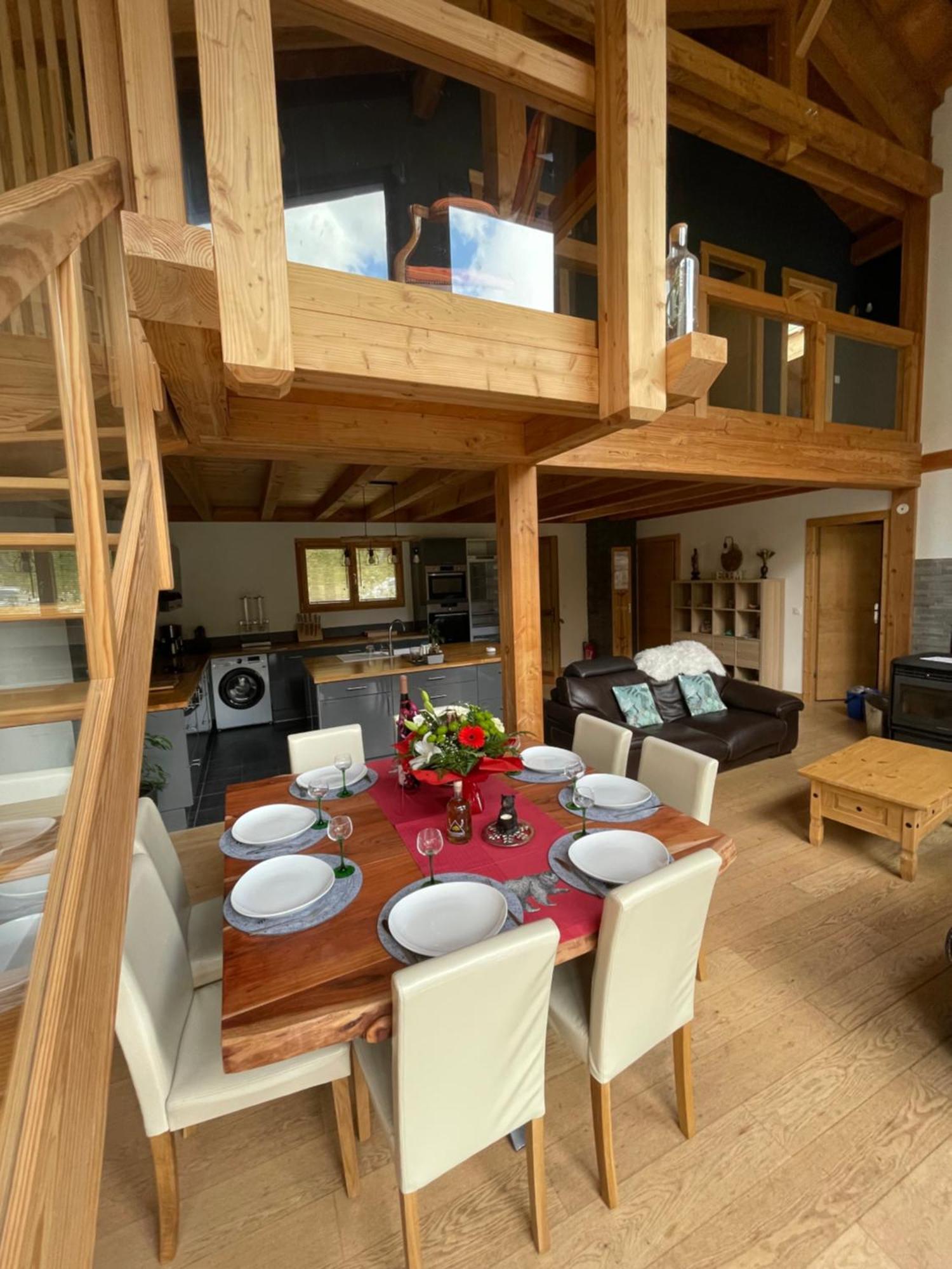 Chalet Le Lotus Blanc เลส์เดอซาลป์ ภายนอก รูปภาพ